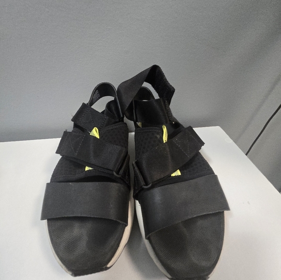 Sorel sandals - Picture 5 of 5